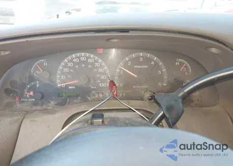 1999 Ford F-150 Work Series/Xl/Xlt z USA, uszkodzony, nr VIN 1FTZX1723XNA76387